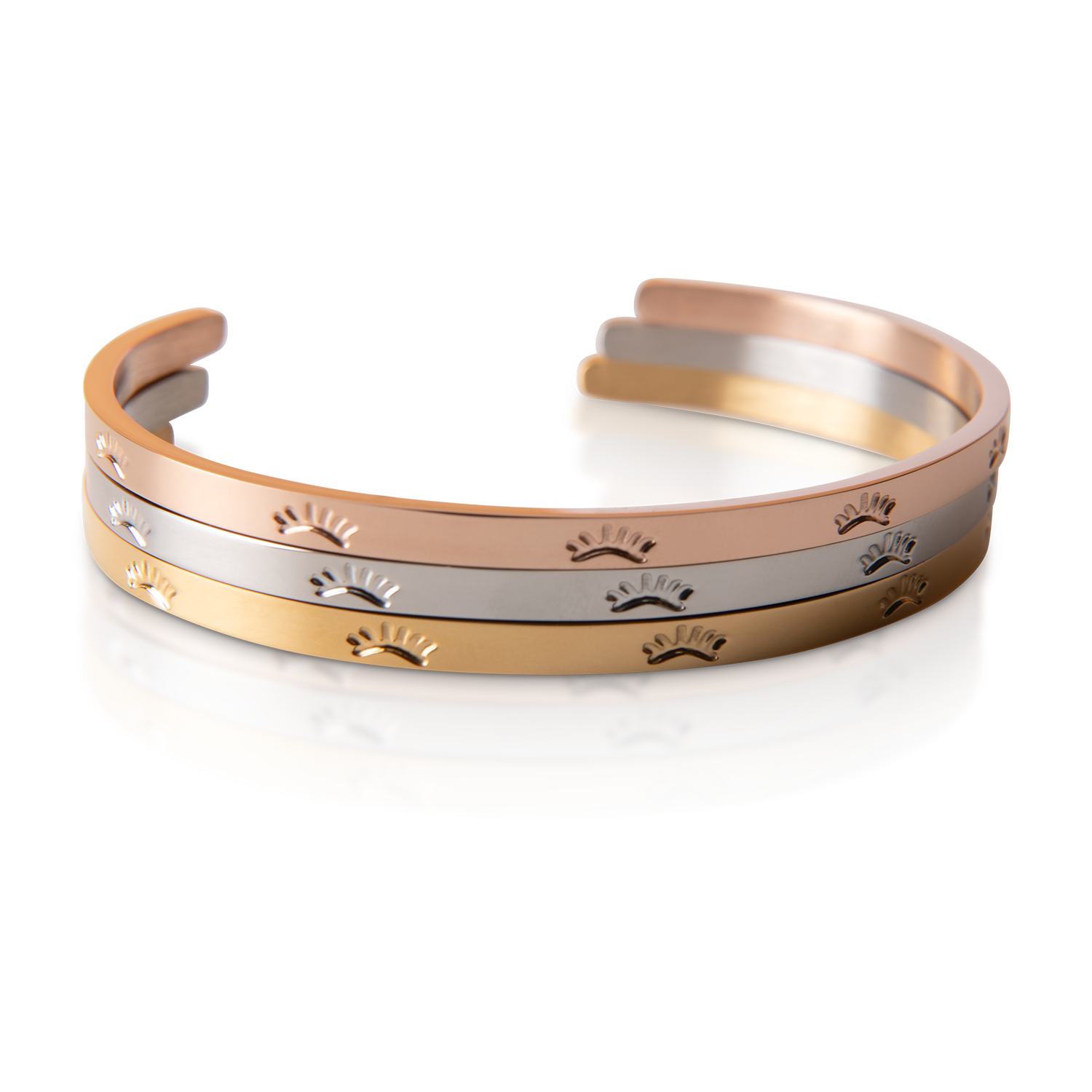 Bracelet manchette avec cils gravés